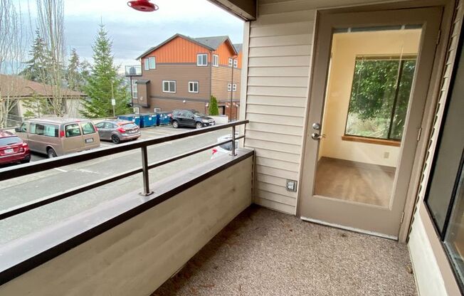 2 beds, 2 baths, 900 sqft, $2,795, Unit 101