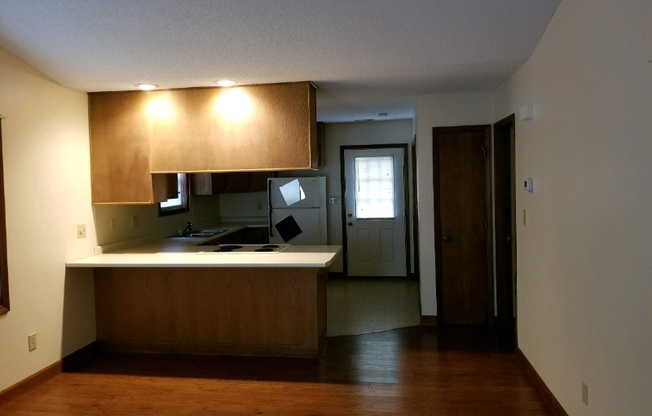 217 ISLE OF PNES RD