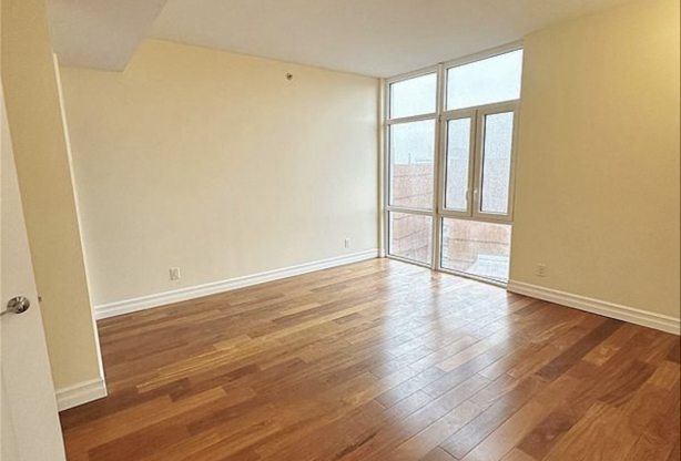 6518 AUSTIN ST