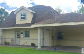 117 COUNTRY CLUB RD.