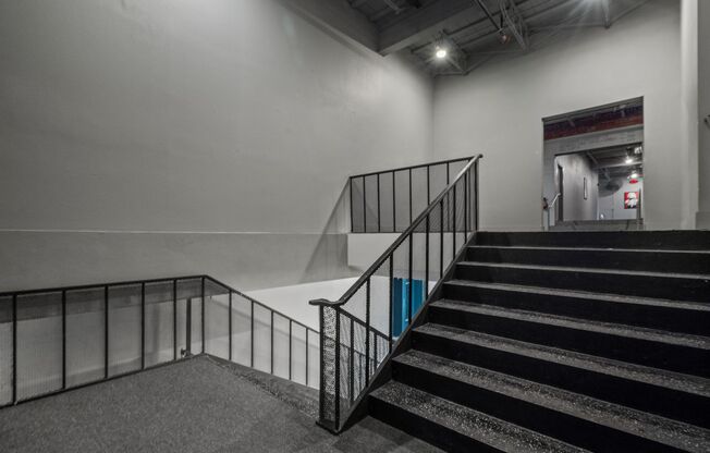 2 beds, 1 bath, 750 sqft, $1,175, Unit 219