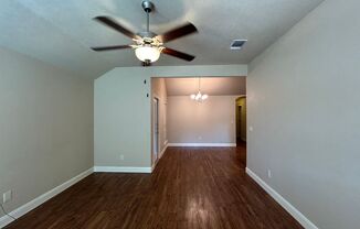 3 beds, 2 baths, $1,525