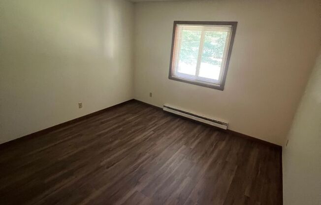 1 bed, 1 bath, $995