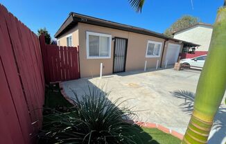 Charming 2 Bedroom IB Duplex Unit