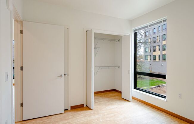 1 bed, 1 bath, 662 sqft, $1,350, Unit A125