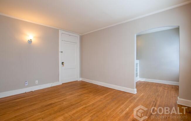678 SOMERSET TER NE