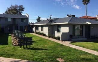 521 E Mariposa ST