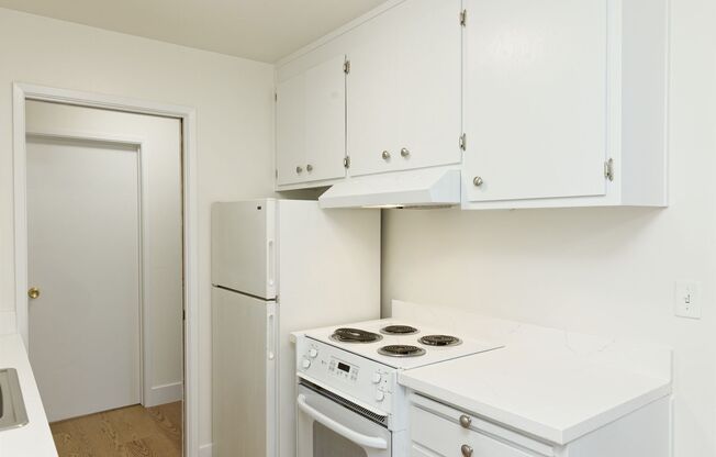 1 bed, 1 bath, 650 sqft, $1,975, Unit 315