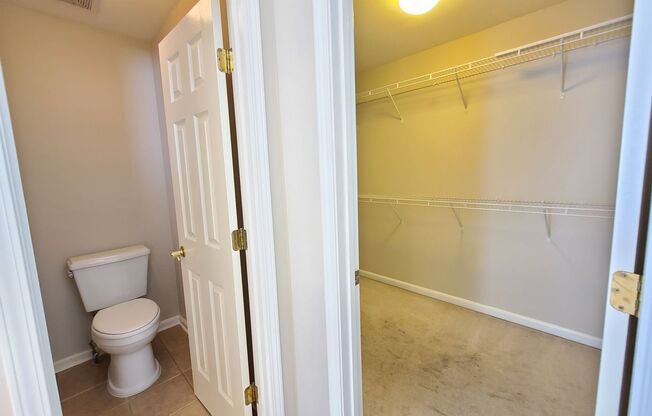5 beds, 3 baths, $2,695