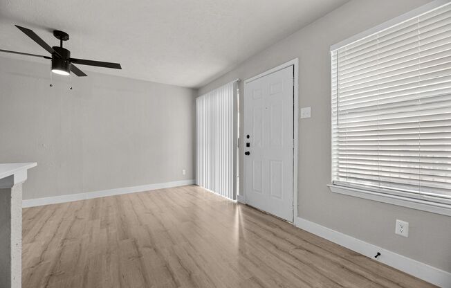 1 bed, 1 bath, 495 sqft, $1,275, Unit 116