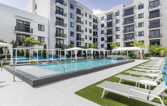 Sparkling Swimming Pool and Sun Deck at Alameda West, Miami