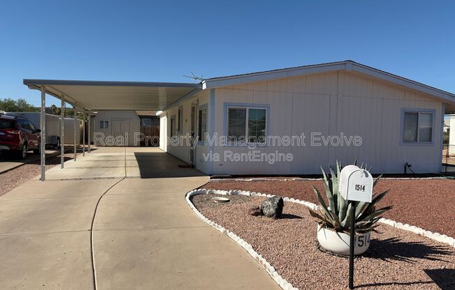 1514 E MURIEL DR