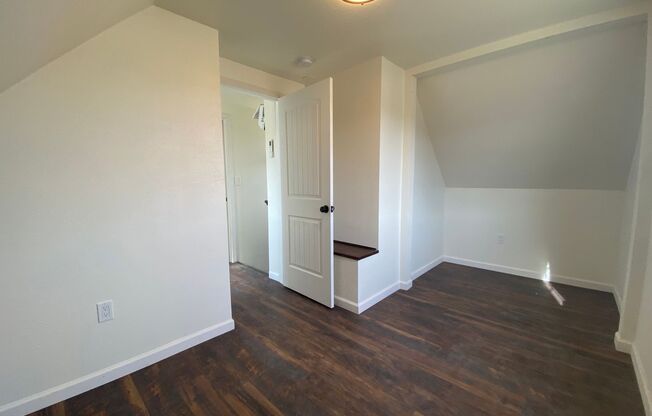 2 beds, 1 bath, $1,495