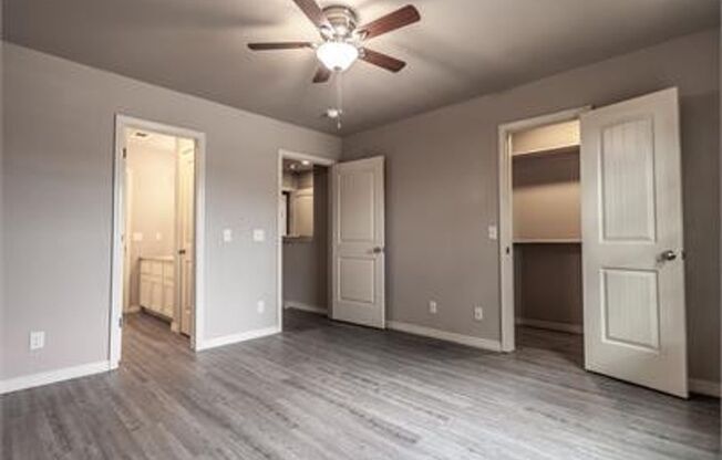 2 beds, 1.5 baths, 1,050 sqft, $995, Unit 2014A