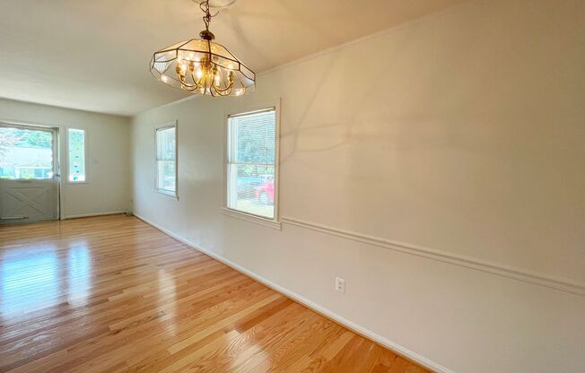 4br/2ba in Falls Church