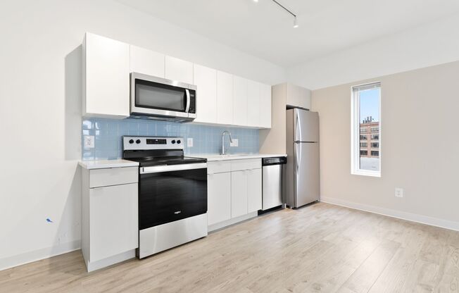 1 bed, 1 bath, 588 sqft, $1,650, Unit 306