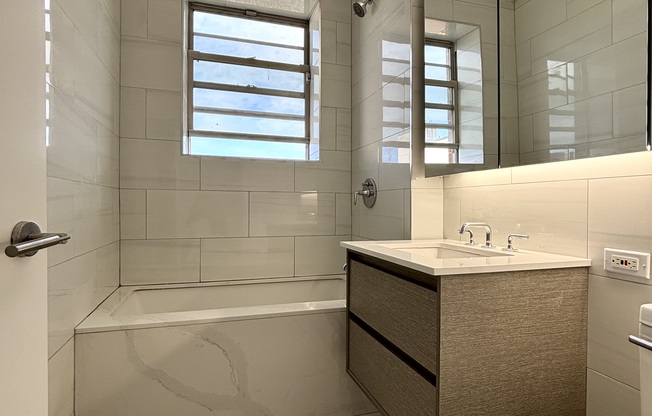 1 bed, 1 bath, $4,500, Unit 2K