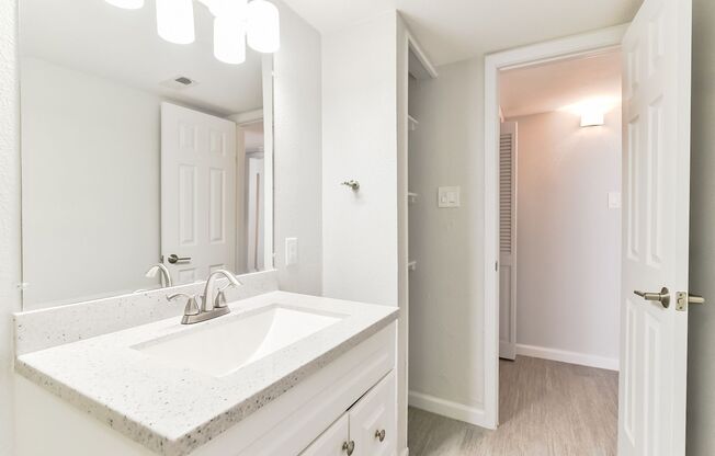 2 beds, 2 baths, 1,240 sqft, $1,245, Unit 6612-08