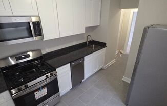 880 - 31-33 HIGH STREET, L.L.C.