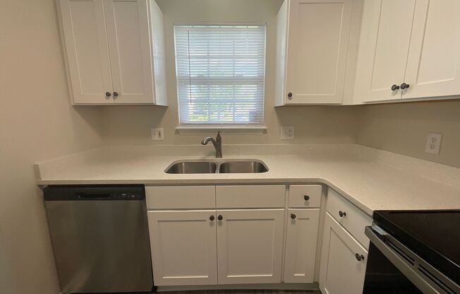 1 bed, 1 bath, 871 sqft, $1,450, Unit 2758-4 Pearl Remodel