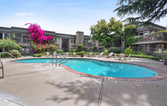 Hidden Lake Apartments
