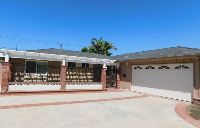 Stunning 4BD, 2.5 BA, 1 Story Single Family Home in Fountain Valley