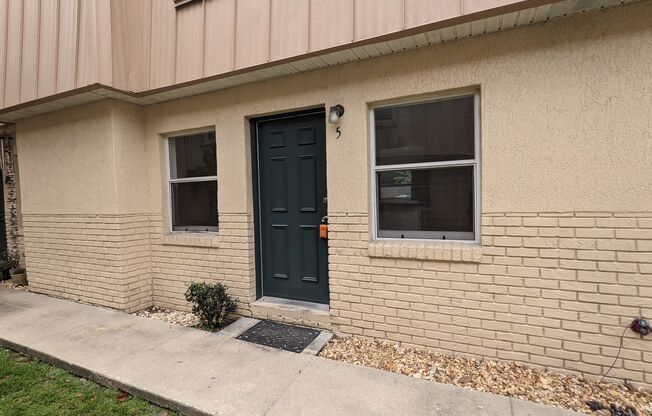 Hamilton House Apartments