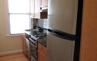 1 bed, 1 bath, 758 sqft, $3,400, Unit W310