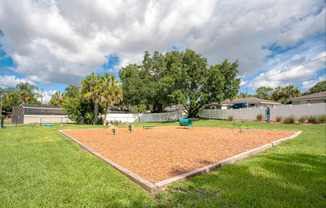 Bungalow Oaks