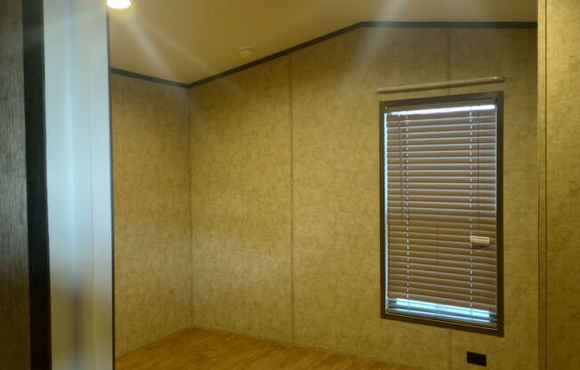 2 beds, 1 bath, 624 sqft, $795, Unit 750