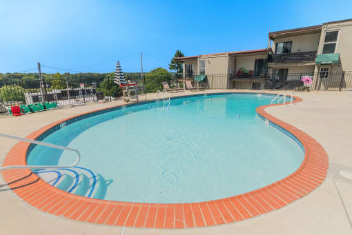 Manayunk Gardens - Pool