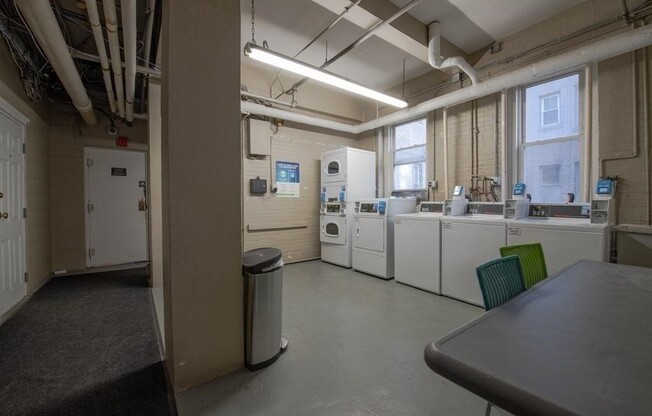 1 bed, 1 bath, 500 sqft, $3,000, Unit 30