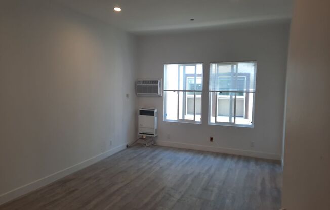 1331 Albany St.