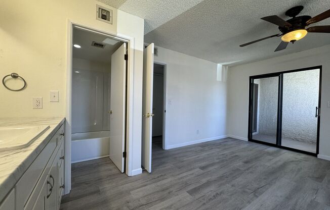 2 beds, 2 baths, 1,130 sqft, $1,699, Unit 2067