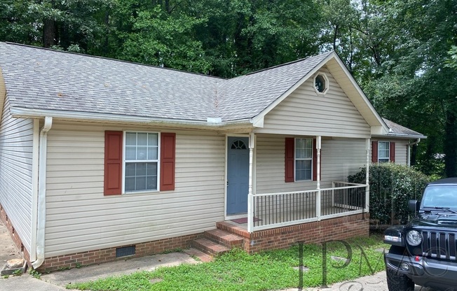 302 TAYLORS RD
