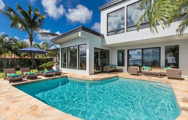 Luxurious & Private Modern Home w/Pool, AC & Diamond Head Views - Aloha Nalu