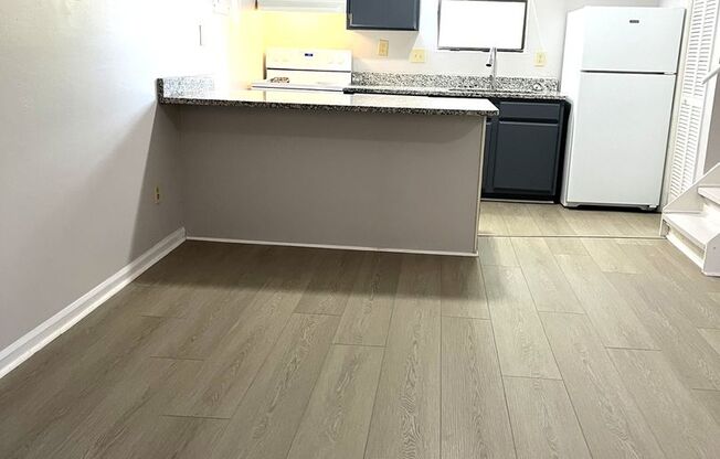 2 beds, 2 baths, 1,058 sqft, $1,249, Unit N