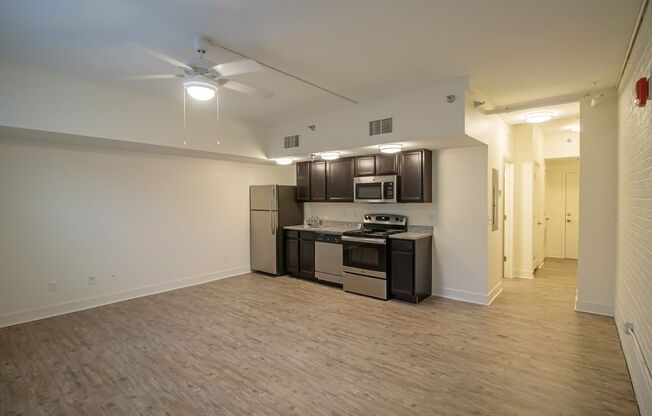 Studio, 1 bath, 530 sqft, $925, Unit The Press - 2208