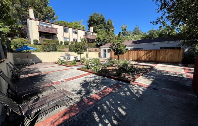 1 bed, 1 bath, 750 sqft, $1,995, Unit 605