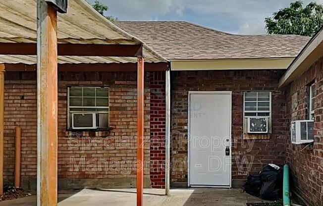 2900 WESTBROOK AVE