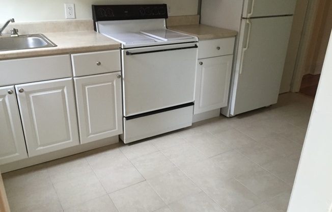 1 bed, 1 bath, 550 sqft, $1,600, Unit 111