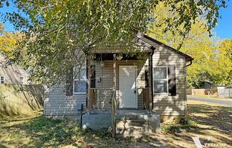 Charming Bungalow-Style Two-Bedroom, One-Bathroom Rental Home in West Springfield