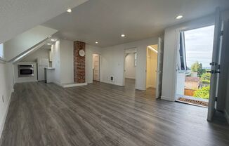 2222 Summit 4-Unit