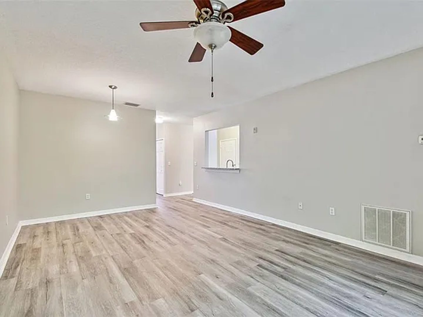 Spacious 3-Bedroom Condo in The Villages of Bloomingdale – Gated Community Living!