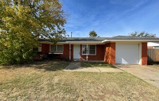 Cute 3 Bedroom Home Waiting For You!