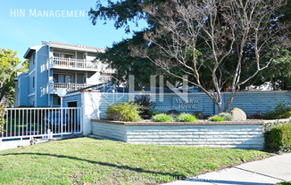 3674 OAKWOOD TER