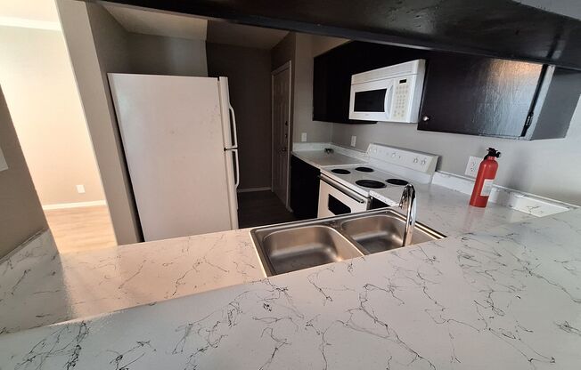 2 beds, 2 baths, 926 sqft, $1,192, Unit 2321