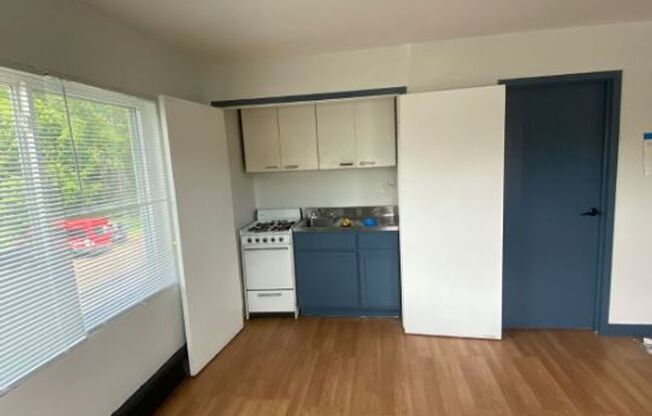 1 bed, 1 bath, 600 sqft, $1,125