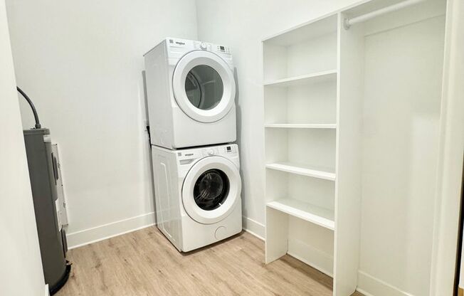 1 bed, 1 bath, 527 sqft, $1,295, Unit 504