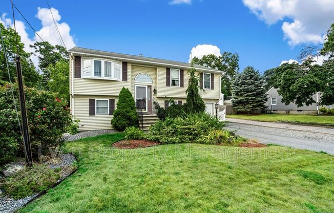 25 WARMAN AVE